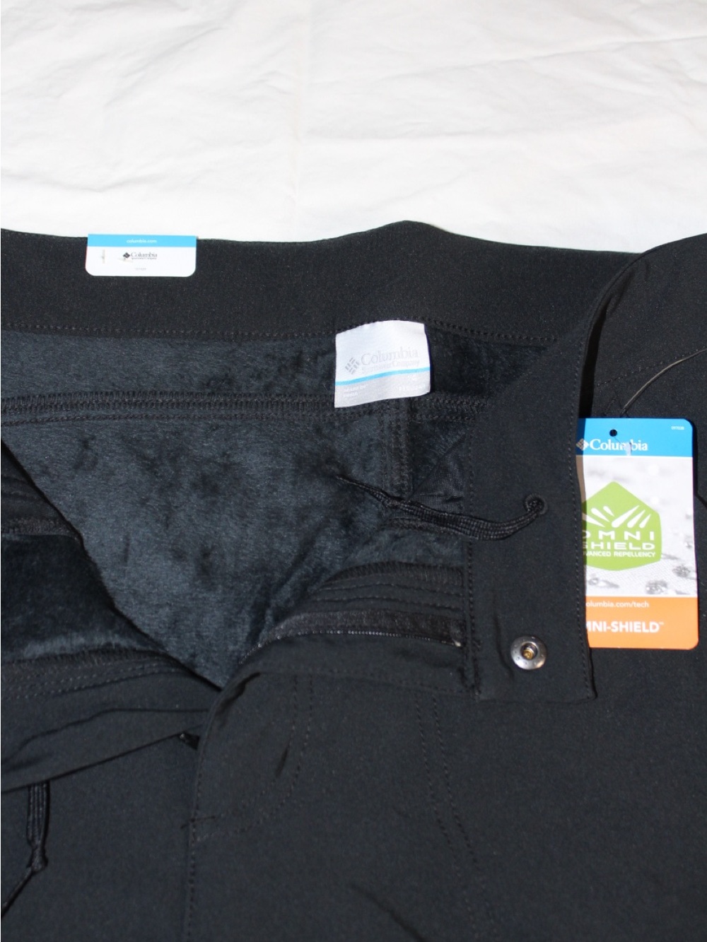 Columbia Black Men's Cargo Pants - Lightweight Outdoor Style